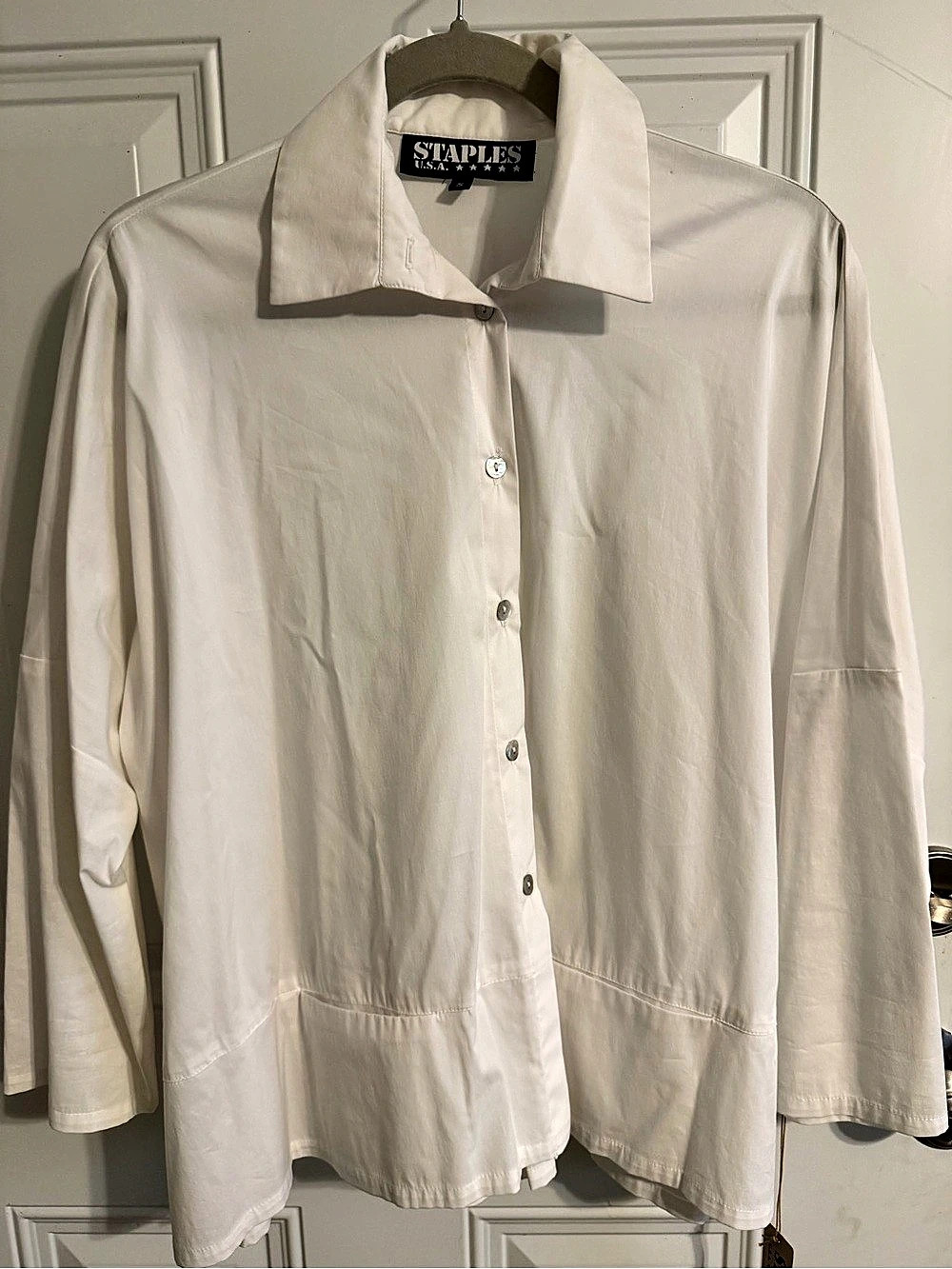 Staples U.S.A. White Cotton Blouse Small NWT